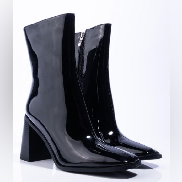 Azalea Wang Black Patent Leather Ultra Platform Ankle Booties - Picture 2 of 3